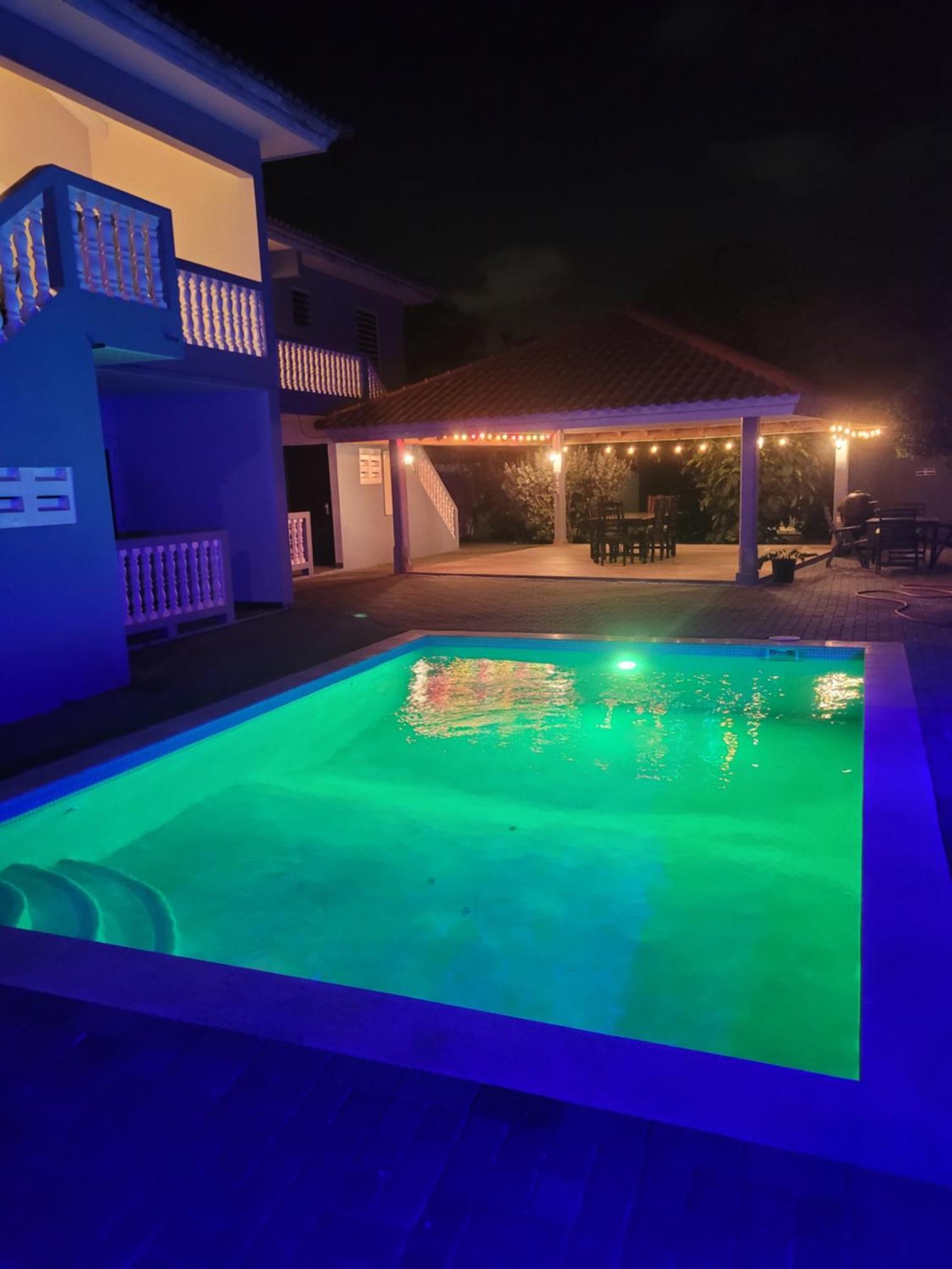 Cattleya Apartments Curacao Віллемстад Екстер'єр фото